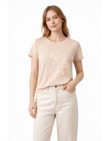 CAMISETA RELIEVE FLOR