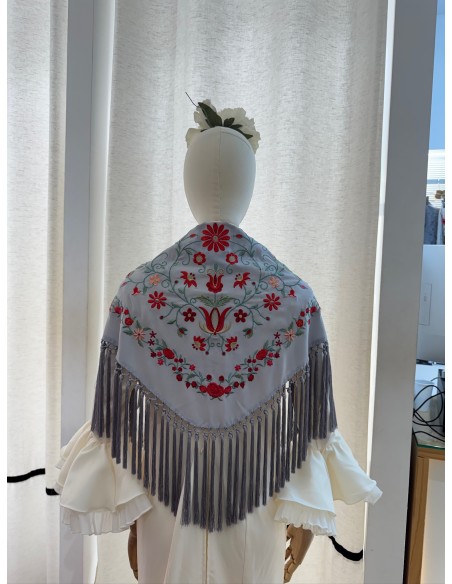 MANTÓN CARMEN SEVILLA