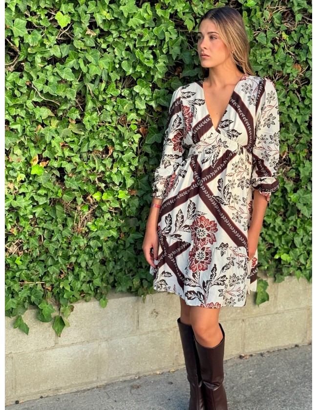 VESTIDO CORTO FLORES